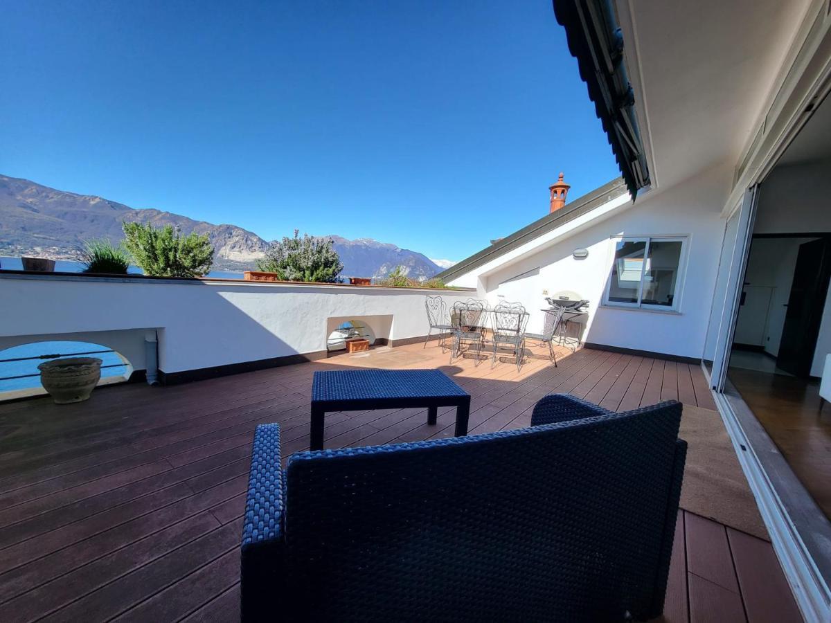 Ferienwohnung Attico Dei Castelli Verbania Exterior foto