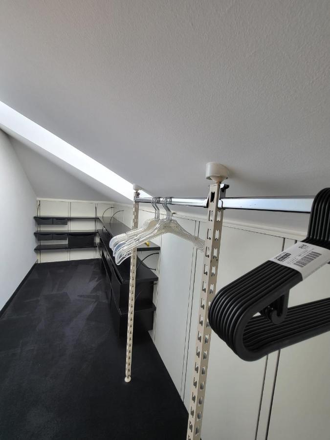 Ferienwohnung Attico Dei Castelli Verbania Exterior foto