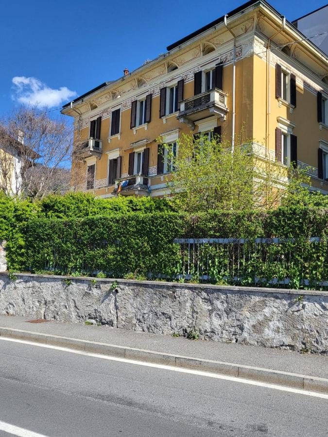 Ferienwohnung Attico Dei Castelli Verbania Exterior foto
